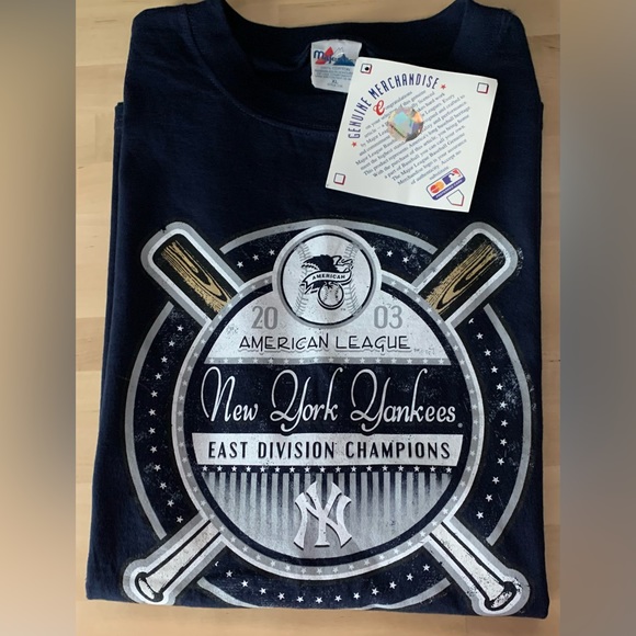 New York Yankees 2003 American League East division champions, T-shirt, size XL - Picture 4 of 7